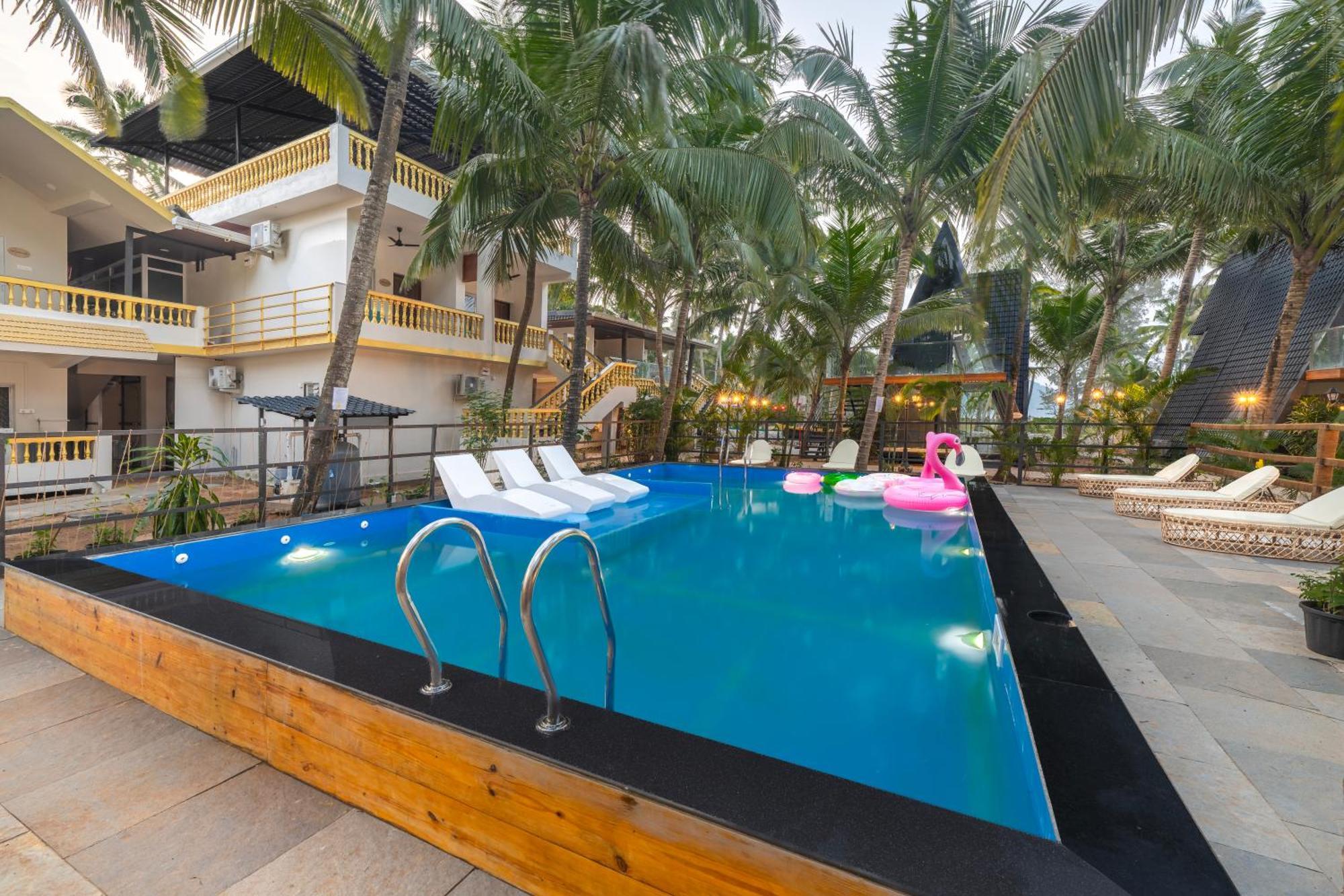 The Rose Goa Beach Resort Agonda Bagian luar foto