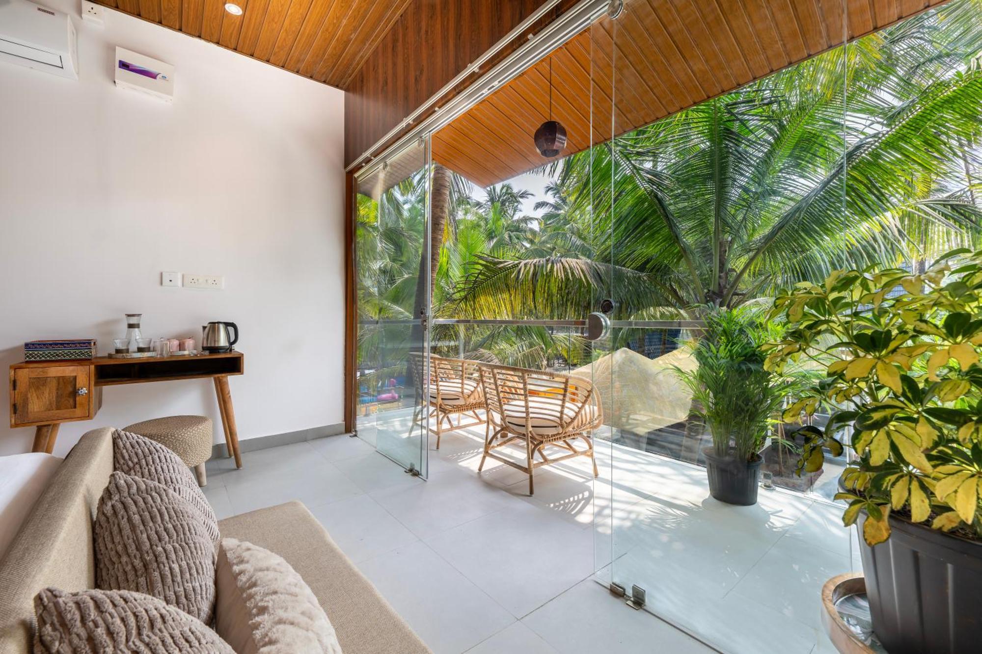 The Rose Goa Beach Resort Agonda Bagian luar foto