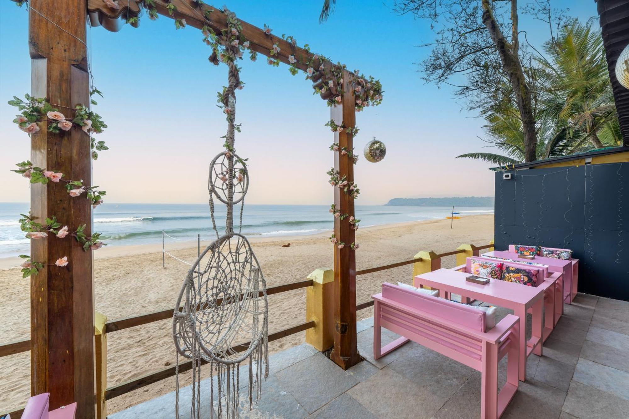 The Rose Goa Beach Resort Agonda Bagian luar foto