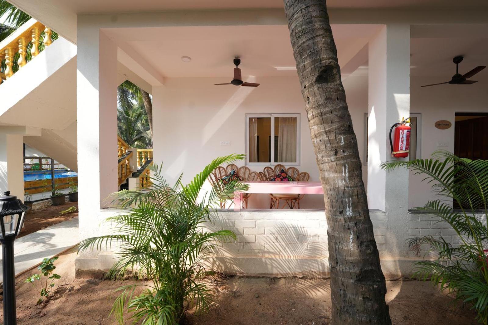 The Rose Goa Beach Resort Agonda Bagian luar foto