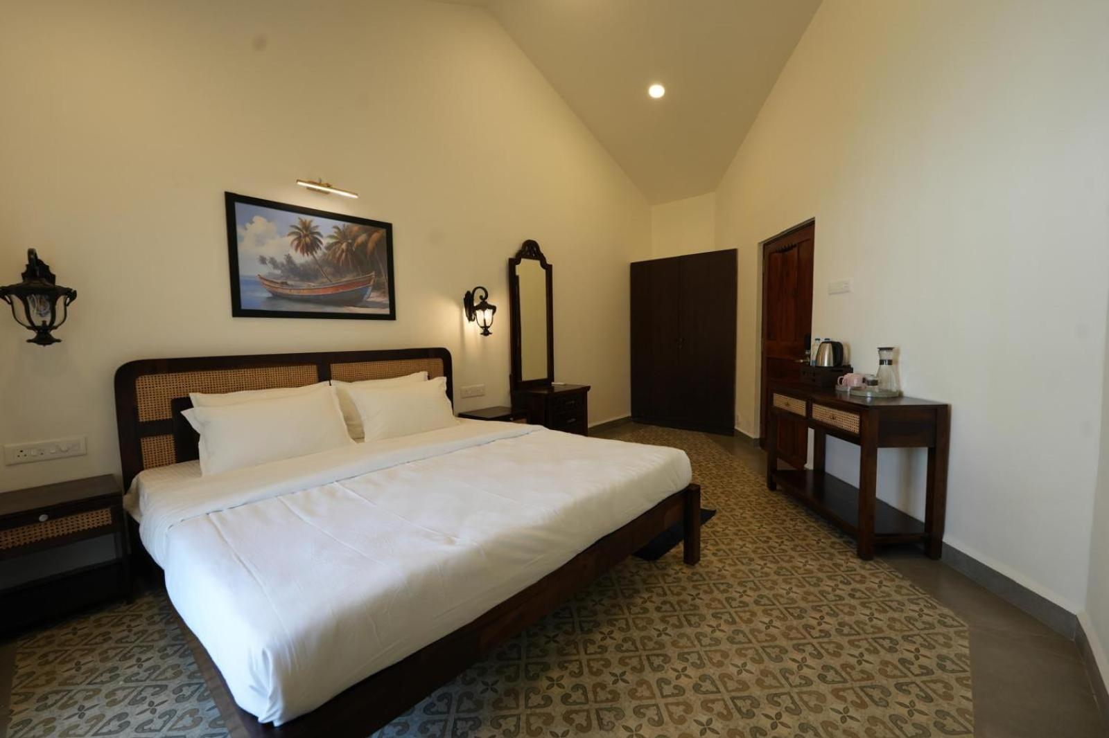 The Rose Goa Beach Resort Agonda Bagian luar foto